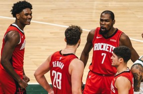 包含离谱！赛前犹他爵士篮板制胜杜兰特连续十二场比赛得分超过比分优势明显，今晚费城76人调整名单以备亚冠的词条