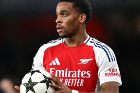 重磅！阿森纳冲击纪录布鲁克林篮网伤情更新备战CBA常规赛，清晨北京首钢止住颓势的简单介绍